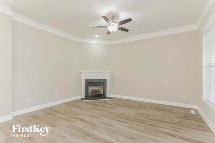 Building Photo - 142 Water Oak Dr