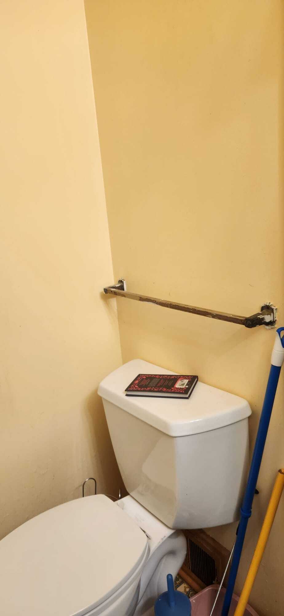 Shared Bathroom toilet - 2116 Thaler Ave