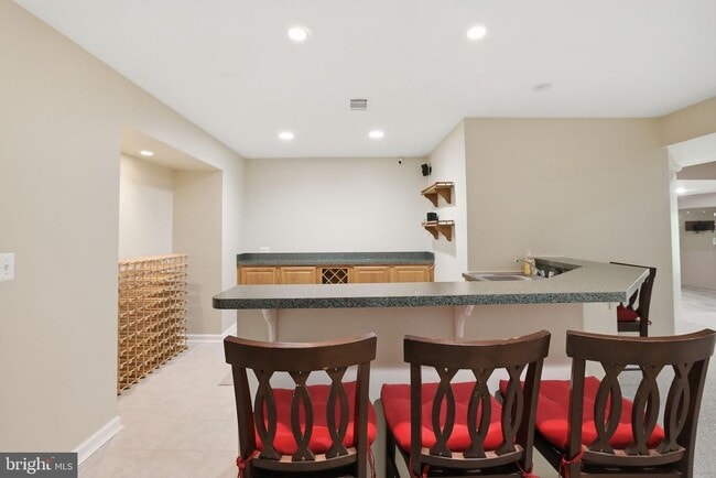Building Photo - 5767 Bush Hill Dr