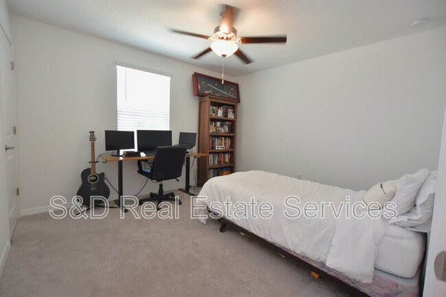 Building Photo - 2767 Red Egret Dr