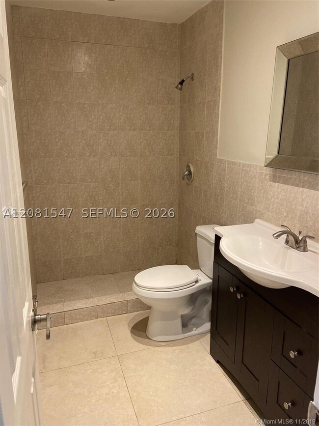 Building Photo - 6428 SW 39th St