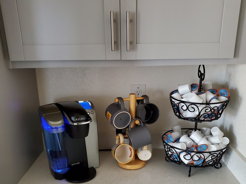 Building Photo - 2986 Portage Way