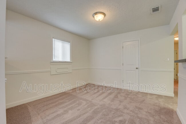 Building Photo - 4014 Wheeler Woods Rd