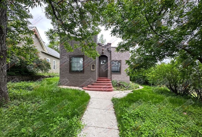 Primary Photo - 3 bedroom, 2 bath 1,356 sqft single-family...