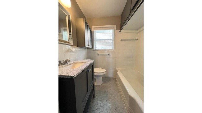 Building Photo - 10263 Casa View Dr