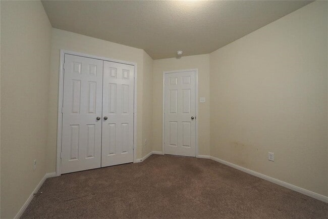 Building Photo - 3314 Madison Elm St