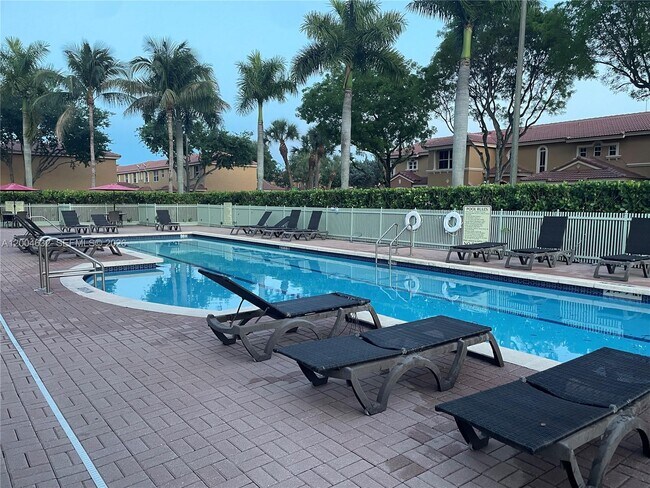 Building Photo - 8423 NW 138th Terrace