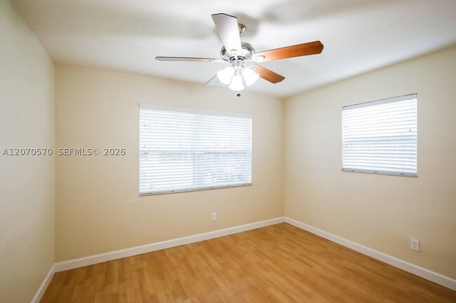 Building Photo - 5313 SW 118th Ave