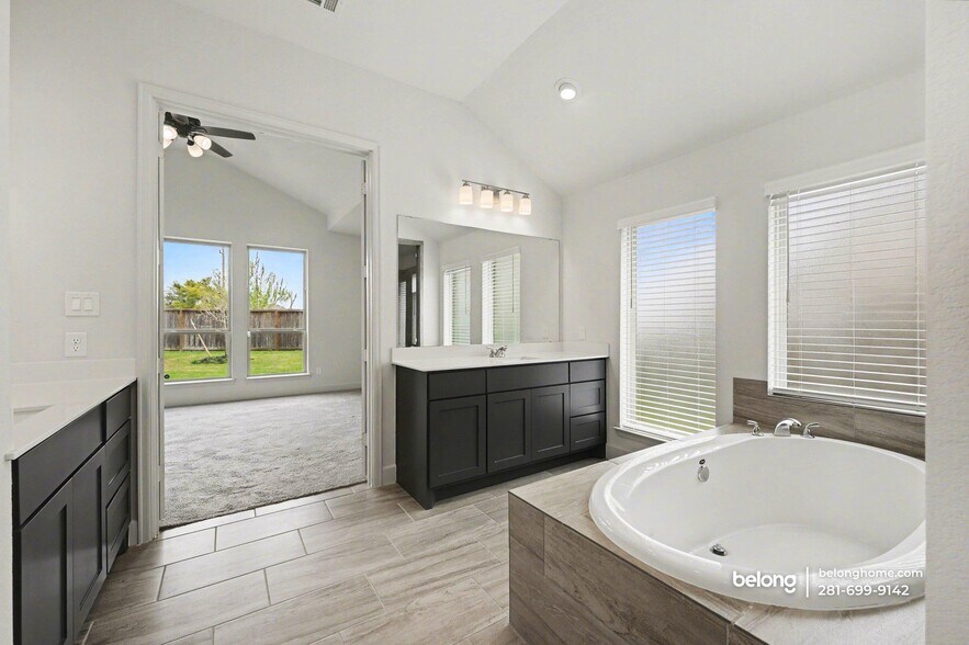 Building Photo - 9827 Starry Night Ln