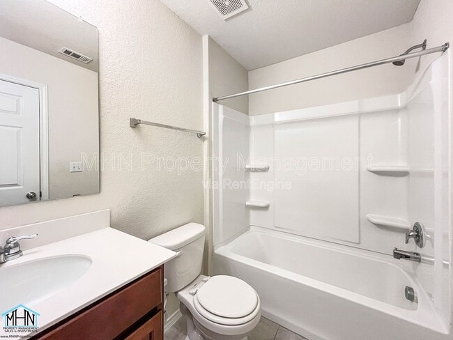 Building Photo - 11935 Sitio Plains