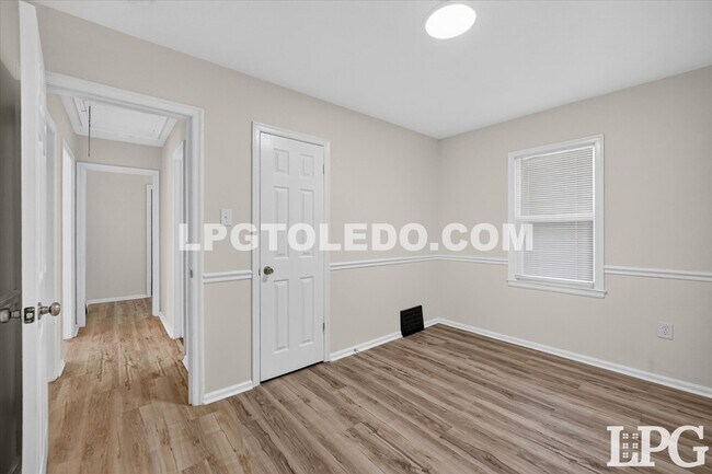 Building Photo - 1638 Gould Rd