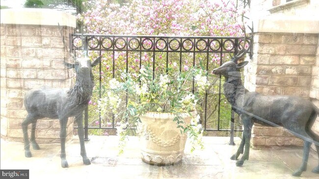 Building Photo - 1289 Ballantrae Farm Dr