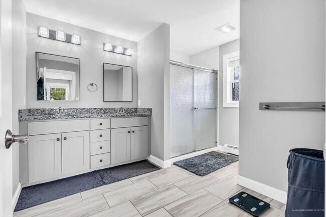 Building Photo - 36 Belvedere Dr