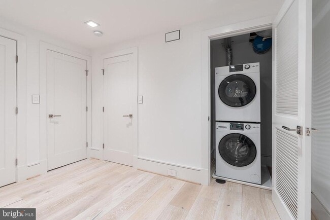 Building Photo - 1604 13th St NW