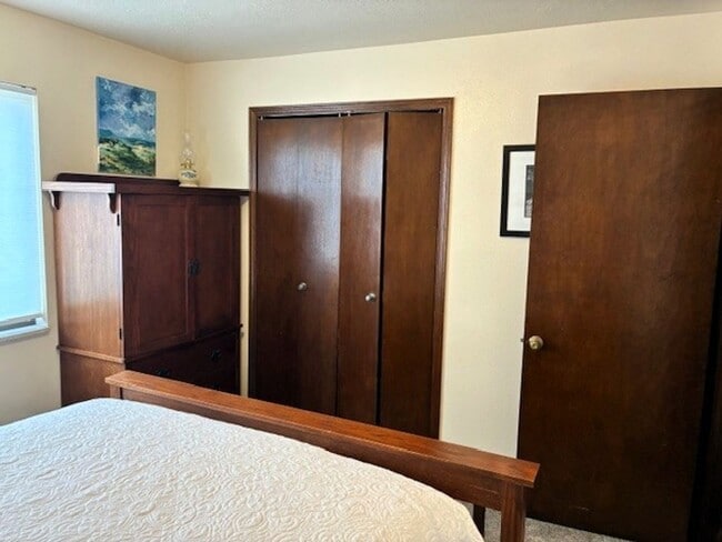 Building Photo - Winter Seasonal Rental- Dillon Valley East...