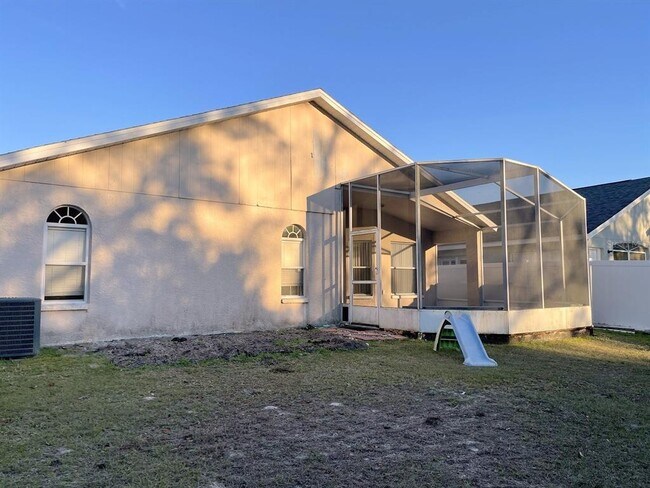 Building Photo - 11003 Indian Oaks Dr
