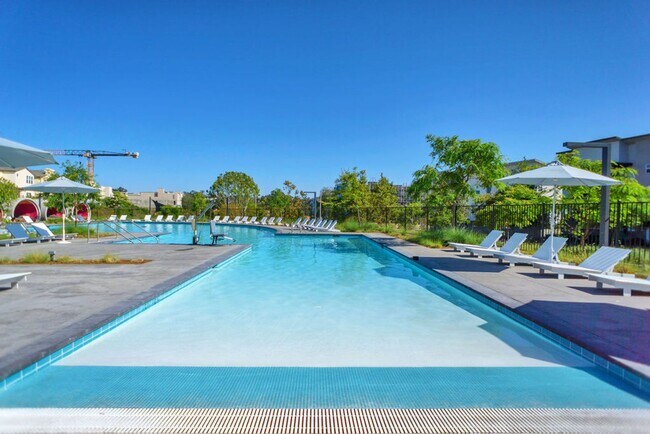 Building Photo - 10881 McCan Ct