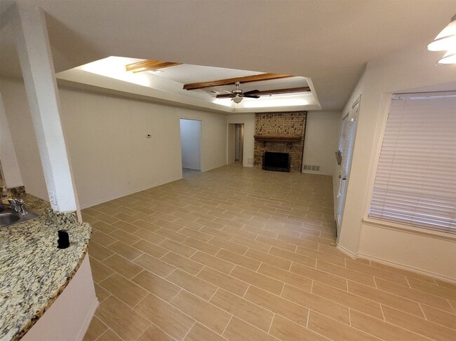 Building Photo - 110 La Fawn Cir
