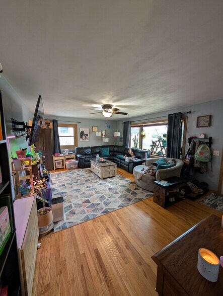 Building Photo - 4521 Jade Ln