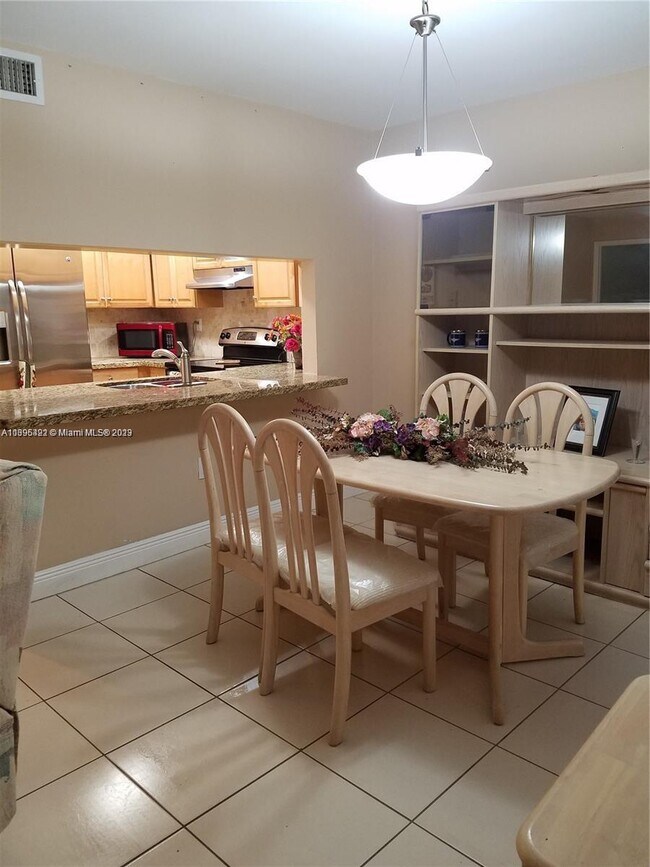 Building Photo - 13240 SW 88th Ln