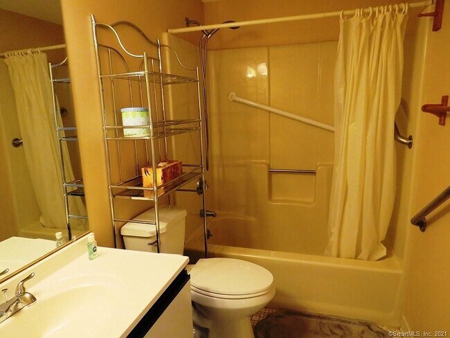 Bathroom - 6 Copper Beech Dr