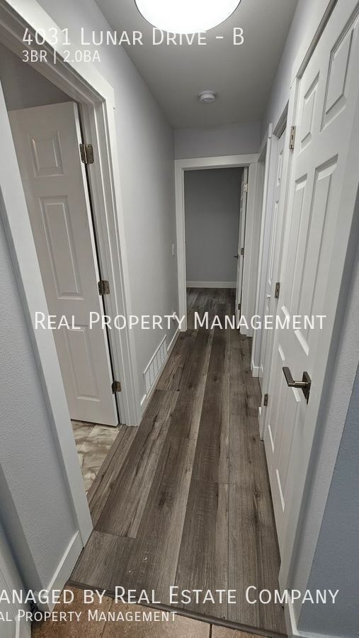 Building Photo - 4031 Lunar Dr