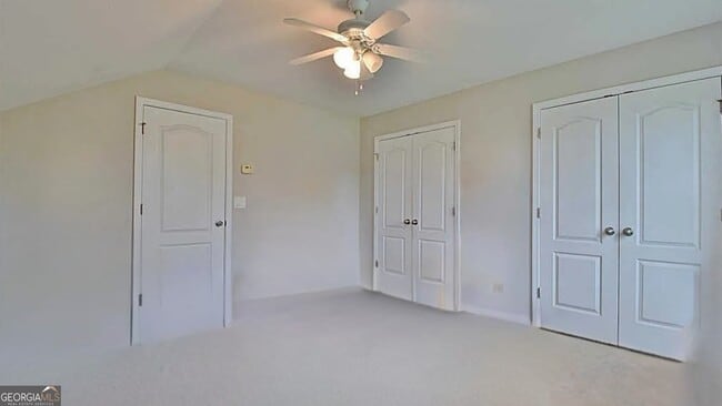 Building Photo - 2717 Mt Carmel Rd