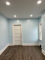 Building Photo - 270 Dewitt St