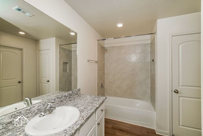 Building Photo - Coming Soon!