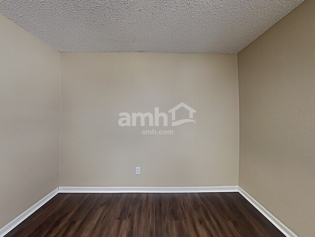 Building Photo - 3734 Laurel Cherry Ln