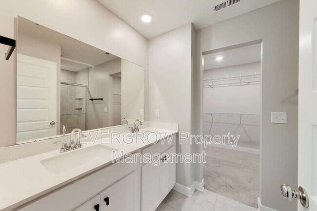 Building Photo - 4526 Wild Turkey Dr