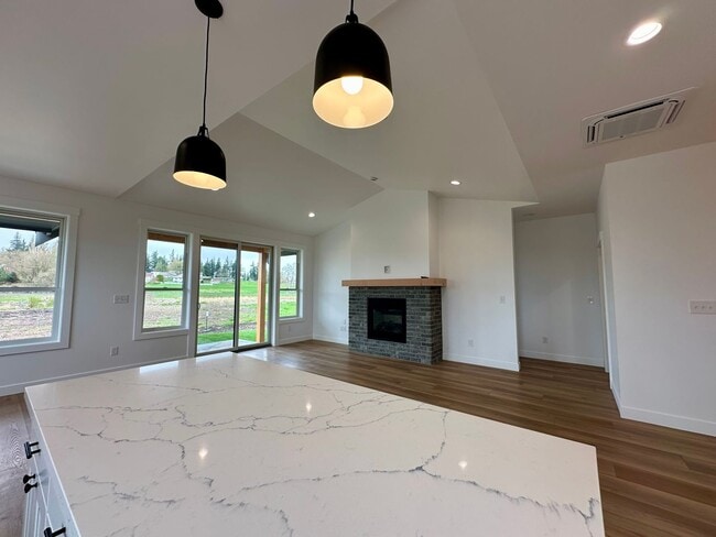 Building Photo - 2075 Bowfin Way