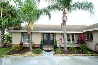 Building Photo - 58 Comanche Ct