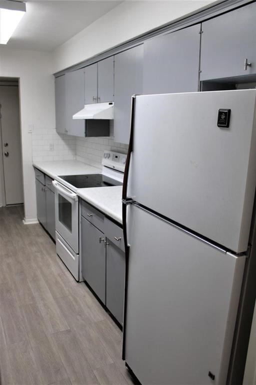 Building Photo - 6060 Birchbrook Dr