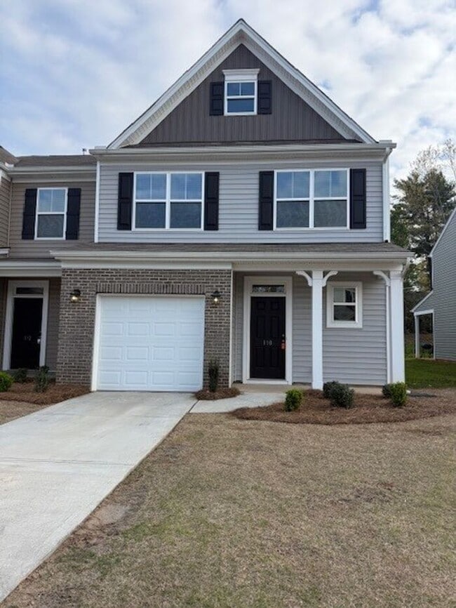 Building Photo - Now Available – Highly Sought-After Cary 3BR at Arbor Mill Townhomes!