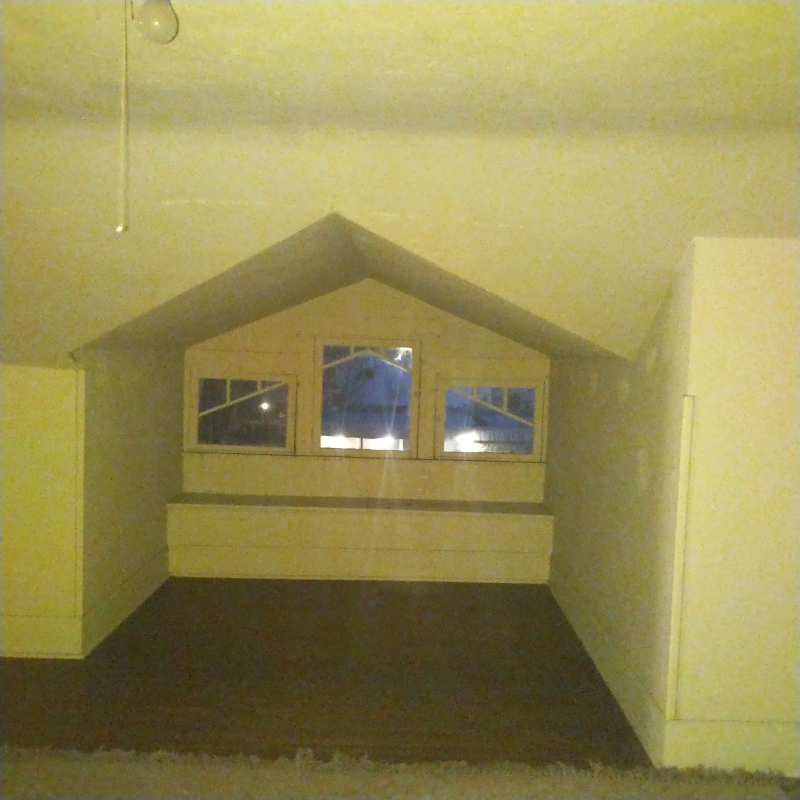 Building Photo - 467 W William St