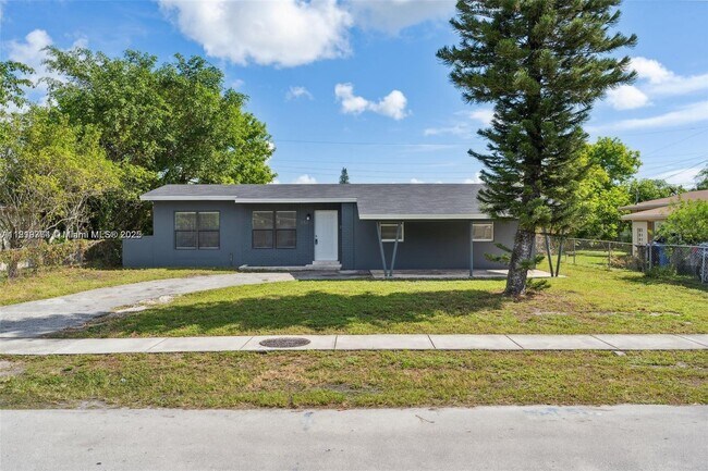 Building Photo - 650 SW 29th Ave