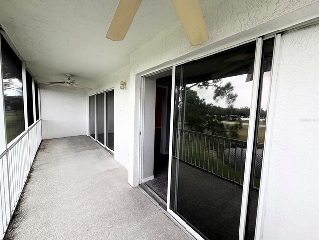 Building Photo - 6554 Fairway Gardens Dr