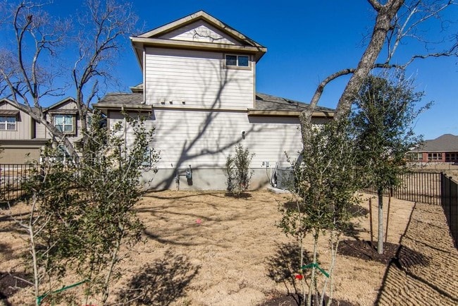 Building Photo - 9503 McKnight Lp