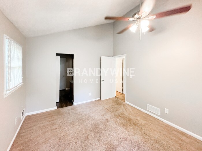 Building Photo - 1753 Lamancha Dr NW