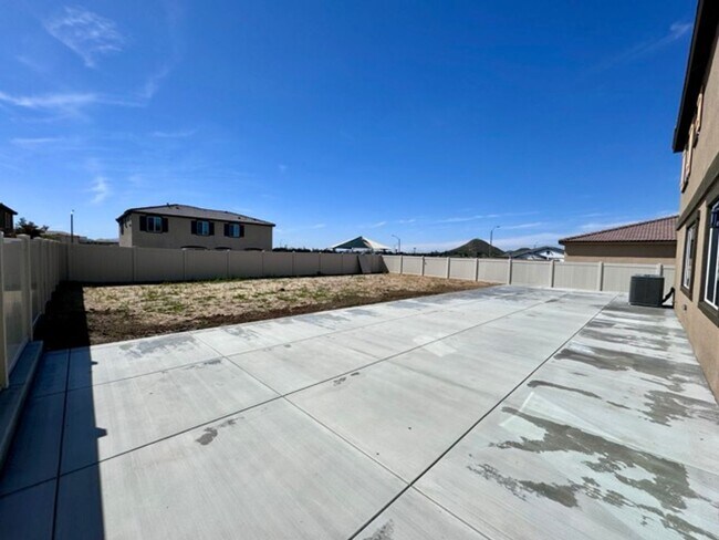 Building Photo - COMING SOON Brand new 4 bedroom Menifee Home with Solar, now available for LEASE!
