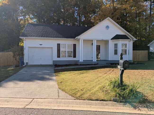 Building Photo - Move in Ready Ranch in Tall Oaks