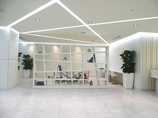 Building Photo - 4250 Biscayne Blvd