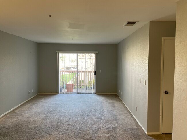 Building Photo - 321 Inger Dr