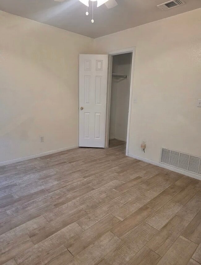 Building Photo - 3805 Llano Estacado Ct