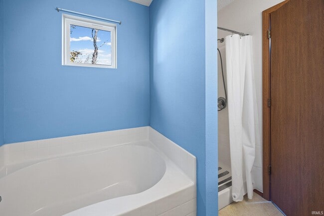 Building Photo - 116 N Furlong Dr