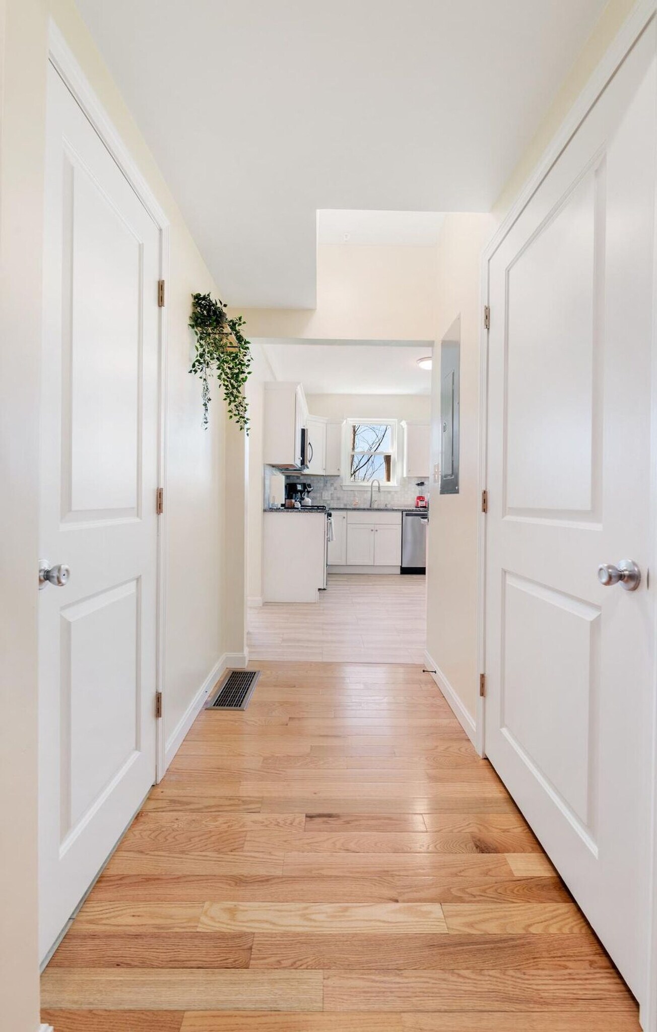 Building Photo - 12 Hubbardston Rd