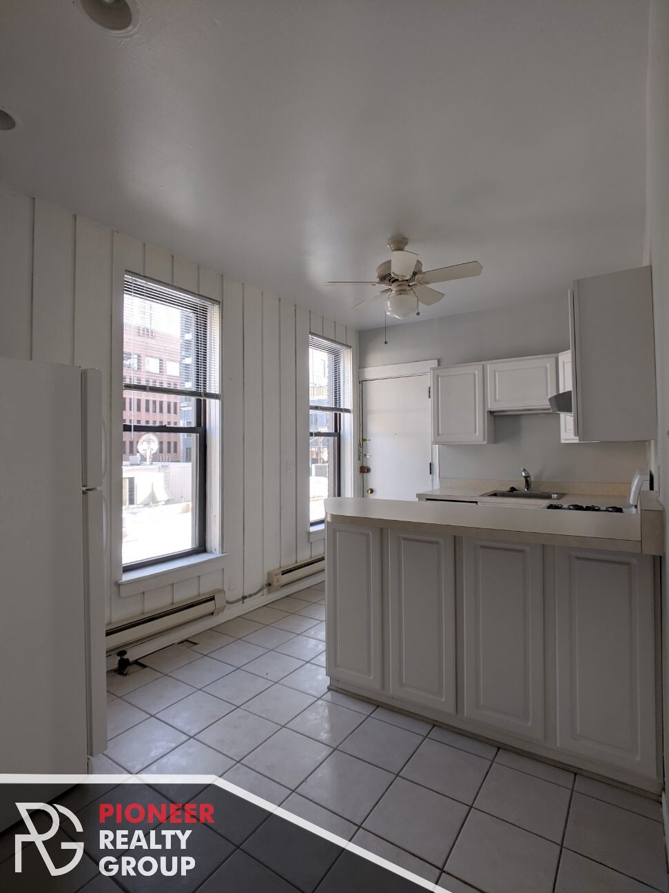 Building Photo - 1224 N Dearborn St