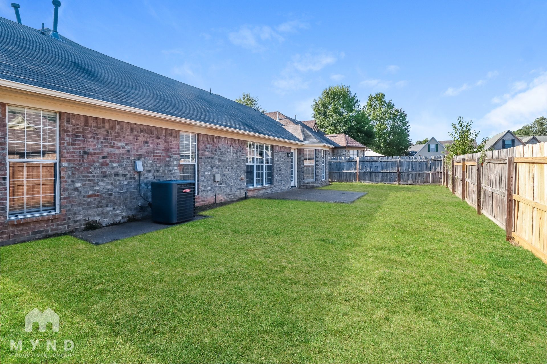 Building Photo - 2738 Old Well Cove