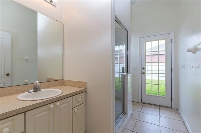 Building Photo - 2743 Abbey Grove Dr